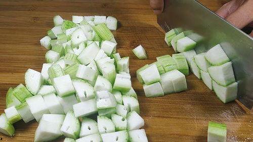 早餐空腹吃瓜,早餐新风尚