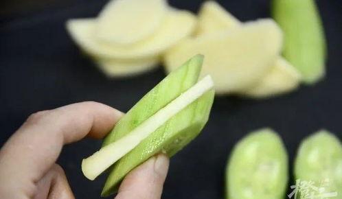 山东吃的哈密瓜怎么吃,哈密瓜的多样食法探索