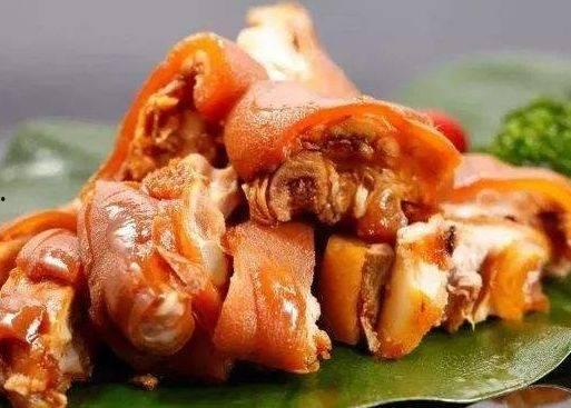 宝宝吃瓜啃猪蹄视频