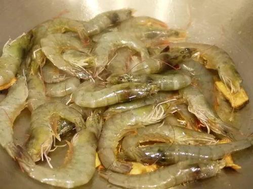 牛大瓜吃虾子,一场味蕾的狂欢之旅