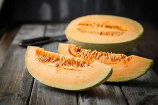 吃新疆蜜瓜,品味丝路甜蜜果实